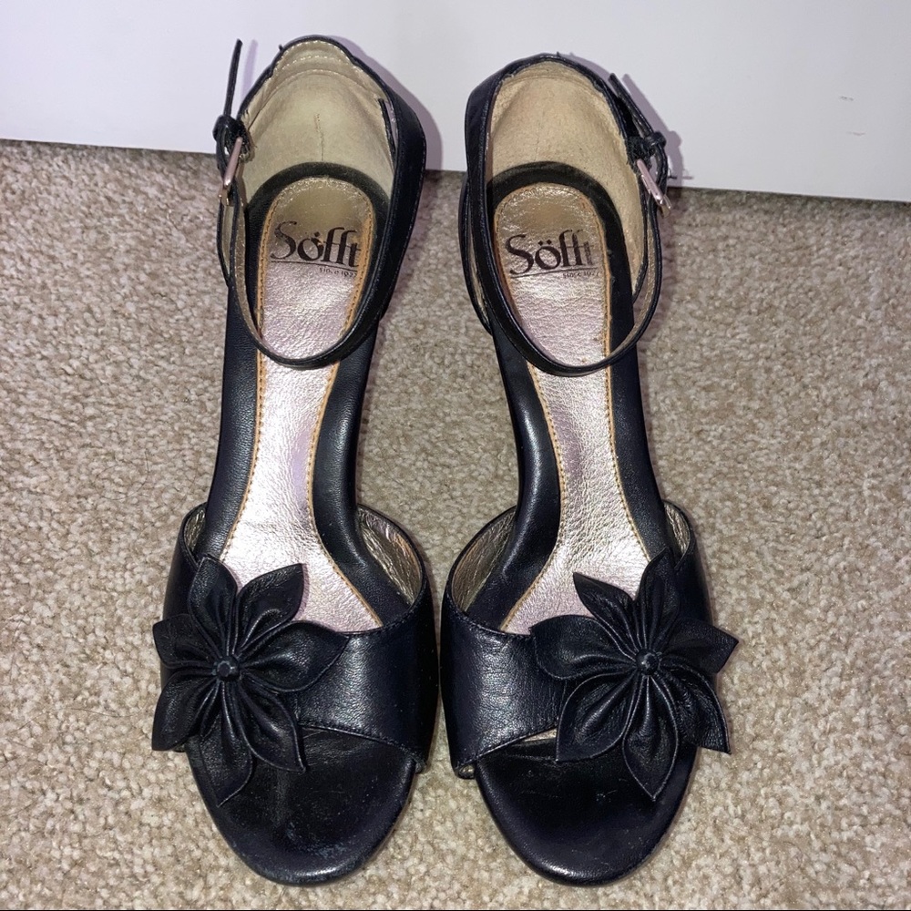 Sofft Black leather flower cork heels 8.5